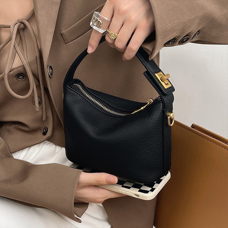 Lunch Box Bag Cloud Bag Simple Handheld Bag Leather Crossbody Bag Women Small Square Bag Simple