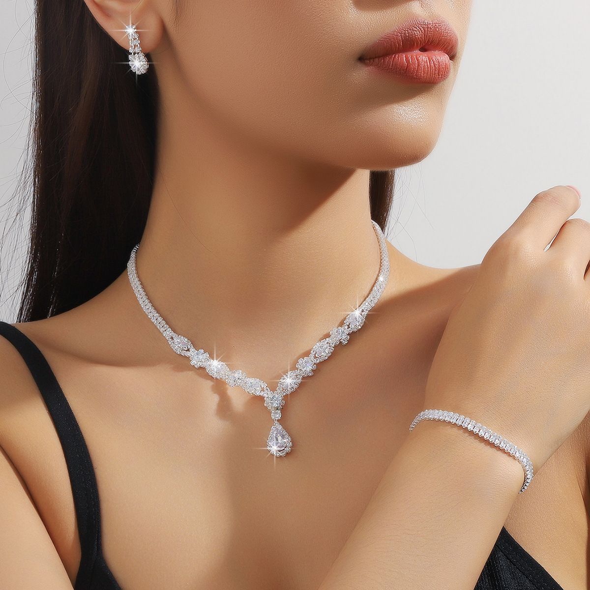 Jewelry Set Simple Wedding Dress Shiny Rhinestone Necklace Earrings Bracelet Ring Four-Piece