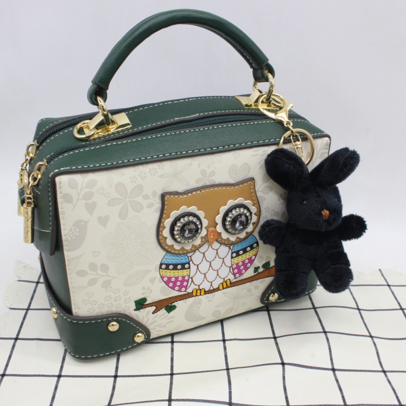 Japanese and Korean Cute Plush Pilot Bunny Bag Charm Cool Black Rabbit Keychain Interesting Couple Pendant