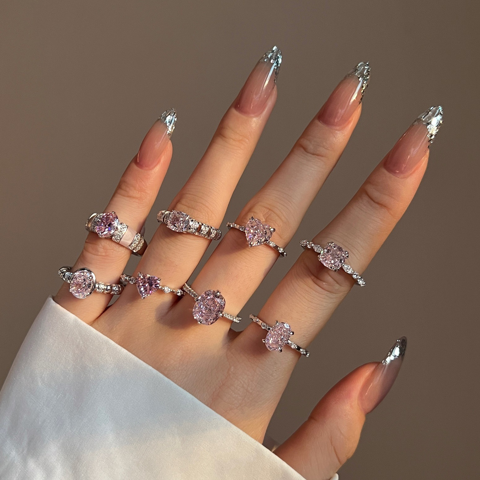 Live S925 sterling silver ring for women, design high-carbon diamond 8A zircon ice-cut closed ring wholesale
