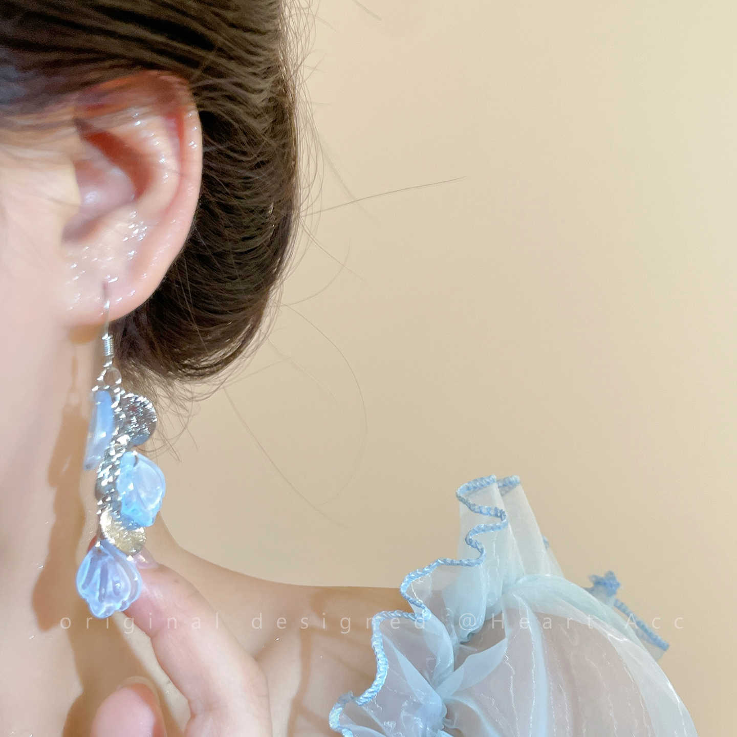 Cool Sense Gradient Blue Petal Shell Earrings Summer New Vacation Style Travel Photo Ear Accessories