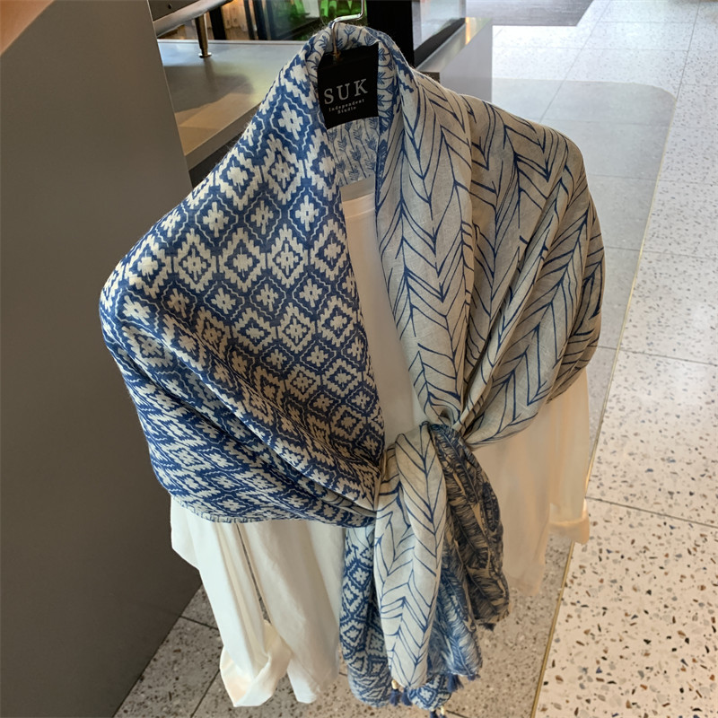 Scarf for women, summer thin gauze scarf, cotton-linen scarf, blue feather tassel beach towel sunscreen shawl