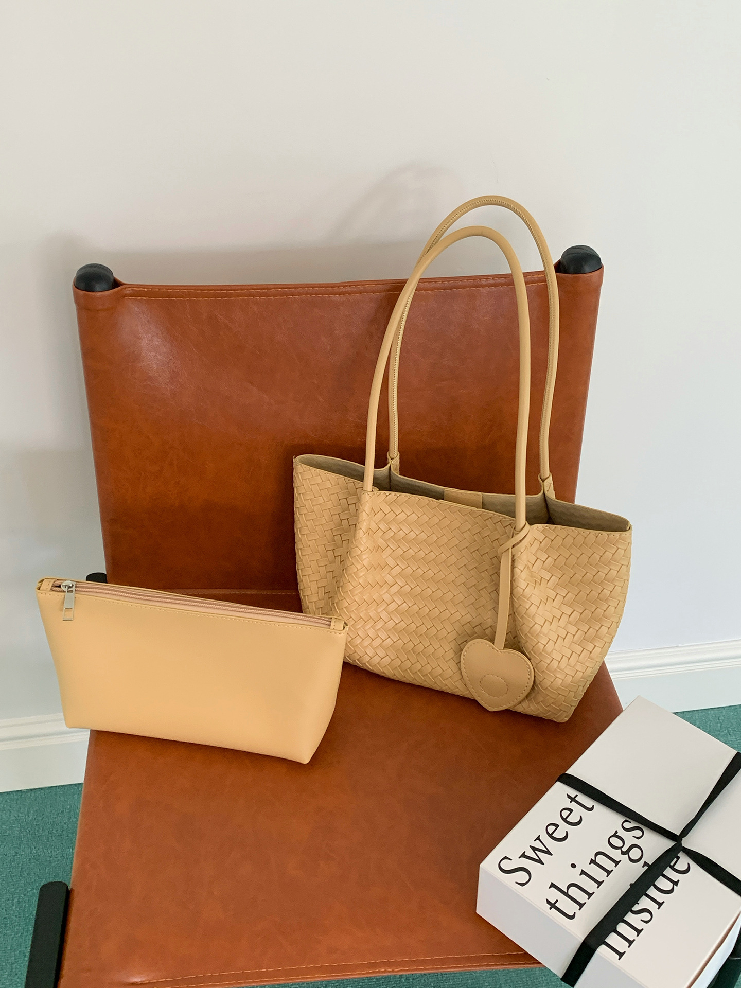 Trendy Woven Bag Soft Leather Handheld Underarm Bag Basket Bag Single Shoulder Mother-Child Bag