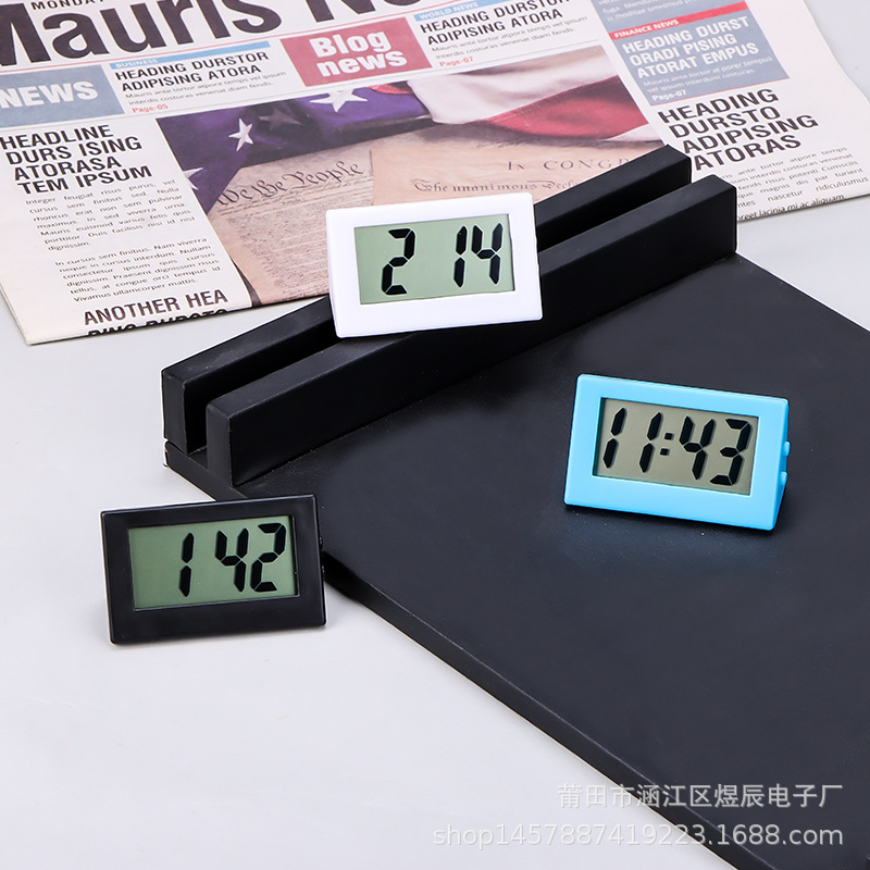 Simple Mini Electronic Watch Student Portable Triangle Clock Exam Postgraduate Entrance Exam Silent Small Watch Compact
