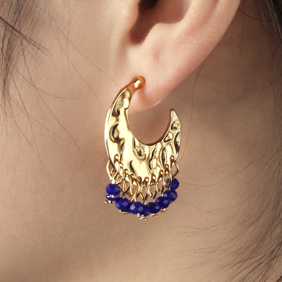 New Palace Style Electroplated Hammered Crystal Tassel Earrings for Women Niche