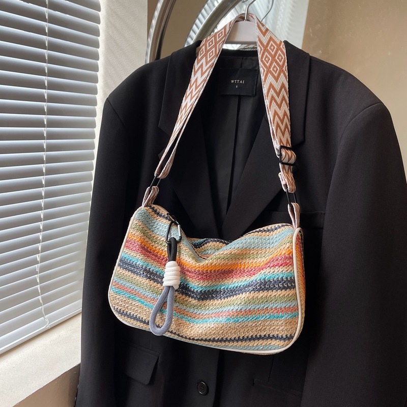 Handwoven Bag for Women 2025 New Summer Crossbody Bag Popular Beach Vacation Shoulder Bag Straw Bag