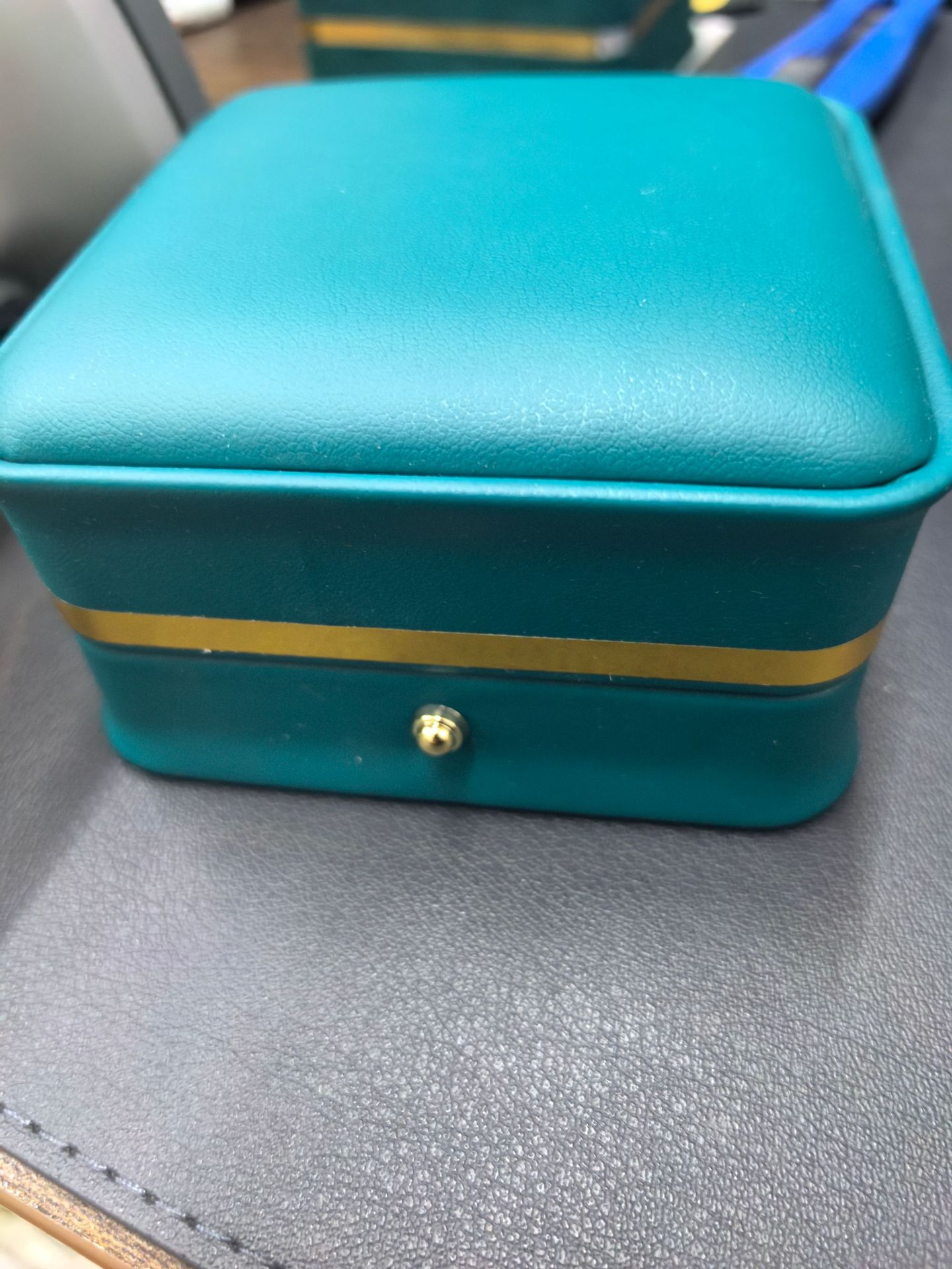 Han Jie Crystal Jewelry Gift Box Packaging Jewelry Box Seamless Delivery After-sales Card Magnetic Stone