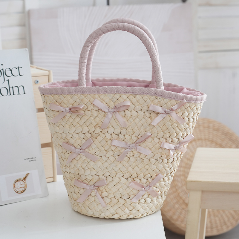 Korean chic urban minimalist straw woven bag with bow, large capacity bucket shoulder bag, beach vacation bag