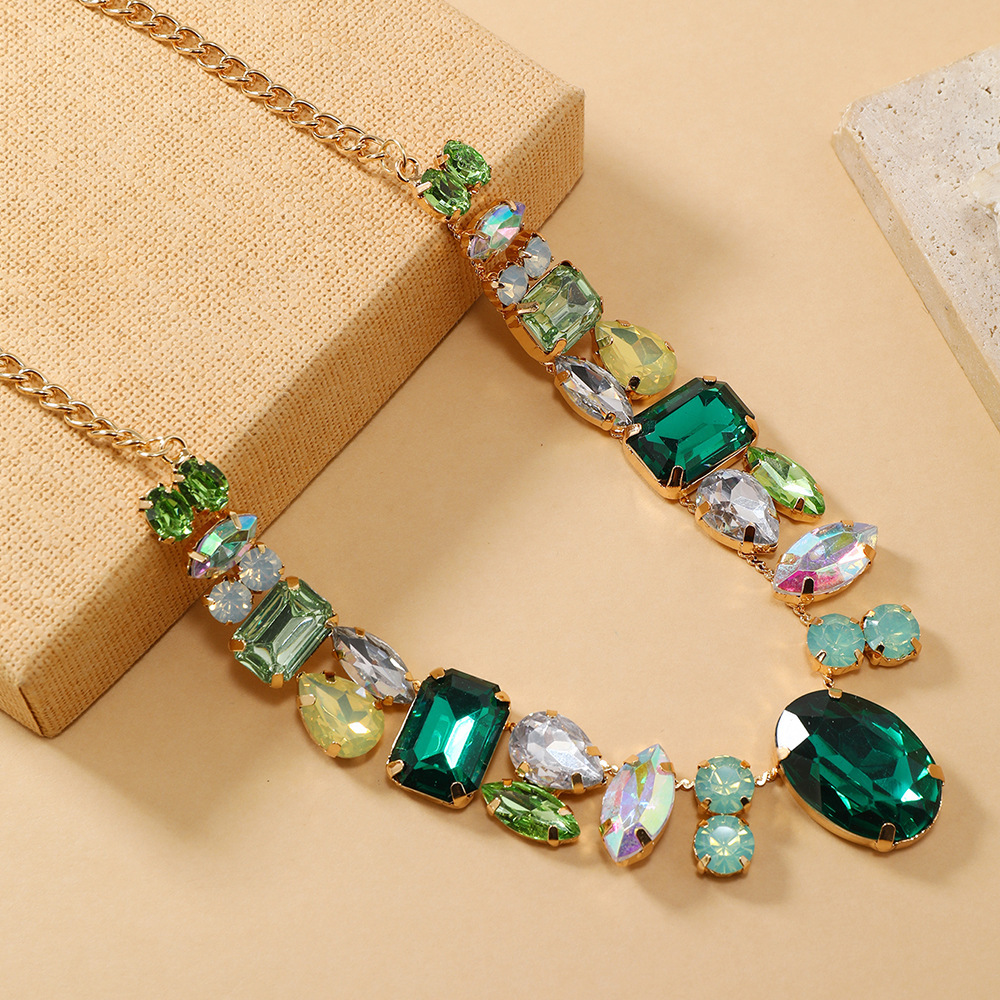 Colorful diamond necklace for women exaggerated banquet collarbone chain crystal necklace