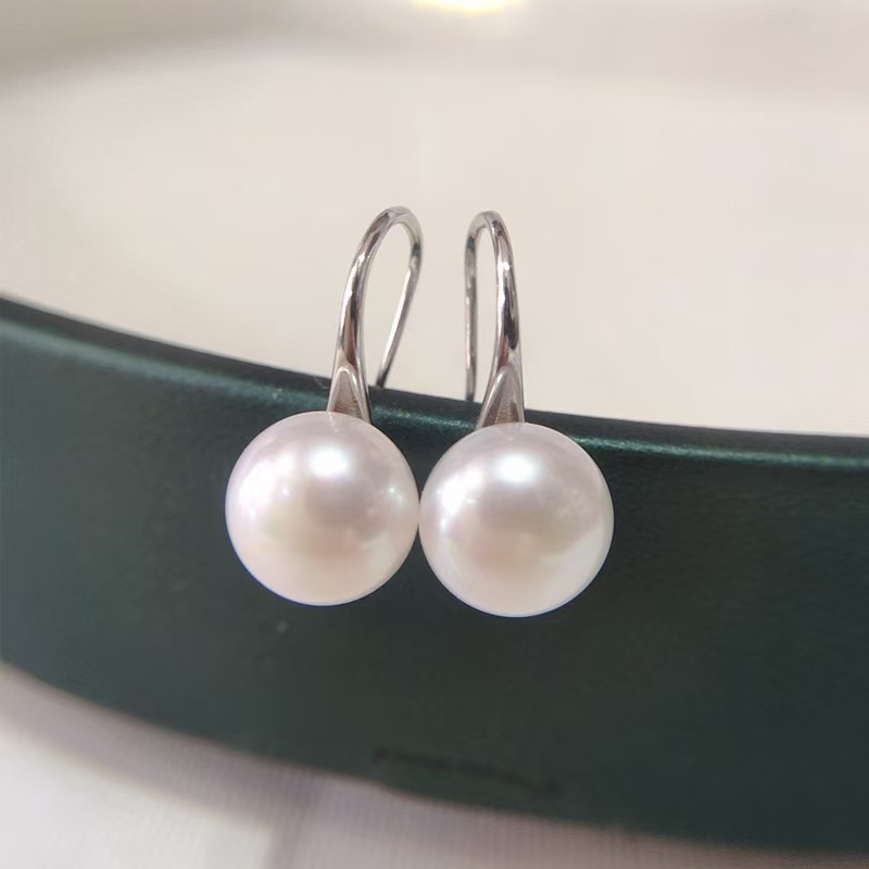 S925 Sterling Silver Natural Freshwater Pearl Earrings Women Summer Niche Earrings High Heel Ear Hooks