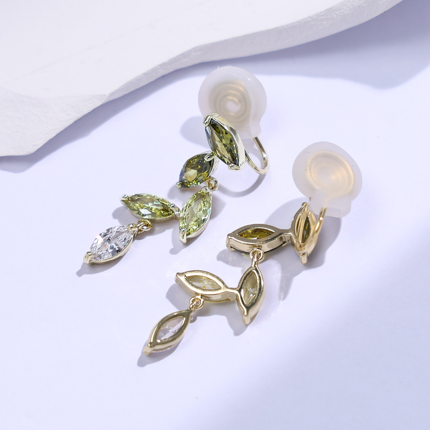 Forest Style Fresh Olive Green Gradient Zirconia Leaf Earrings Exquisite Women's Ear Jewelry