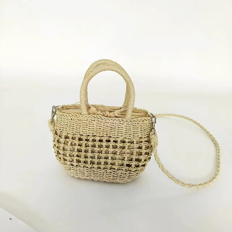 New straw woven bag women's handmade woven hollow handbag crossbody bag sweet summer beach bag