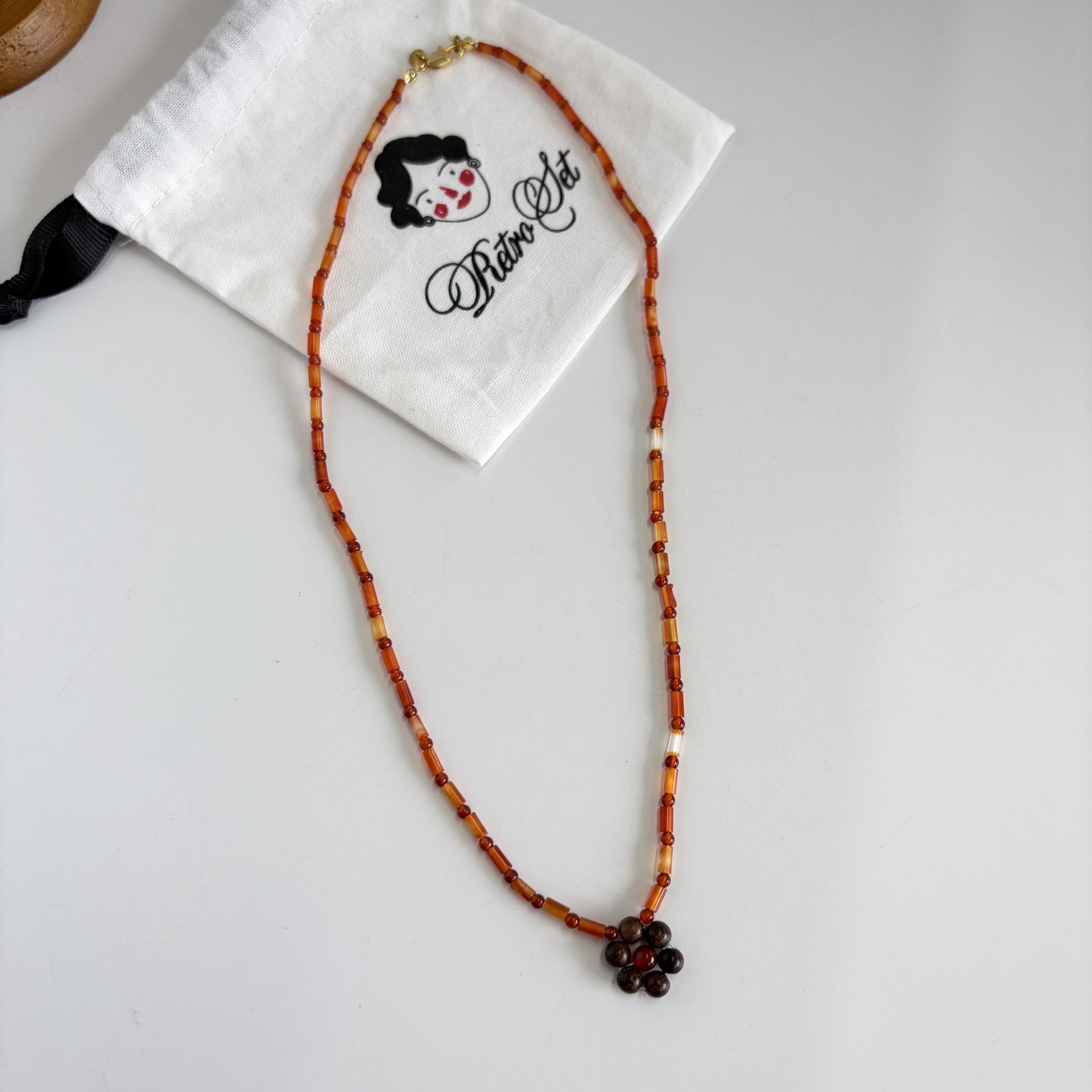 Spring Summer New Agarwood Sandalwood Natural Stone Agate/Amber/Crystal Tiger Eye Agate Beaded Bracelet for Women Collection
