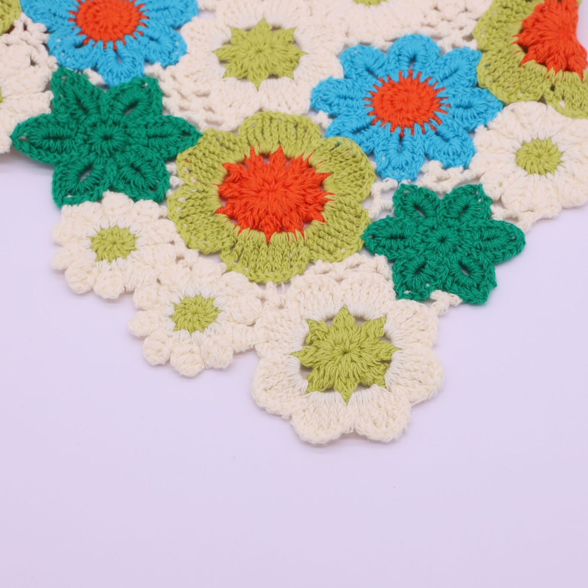Kenjie headband hand-woven daisy triangle headband hair accessory for women with floral and fruit motifs