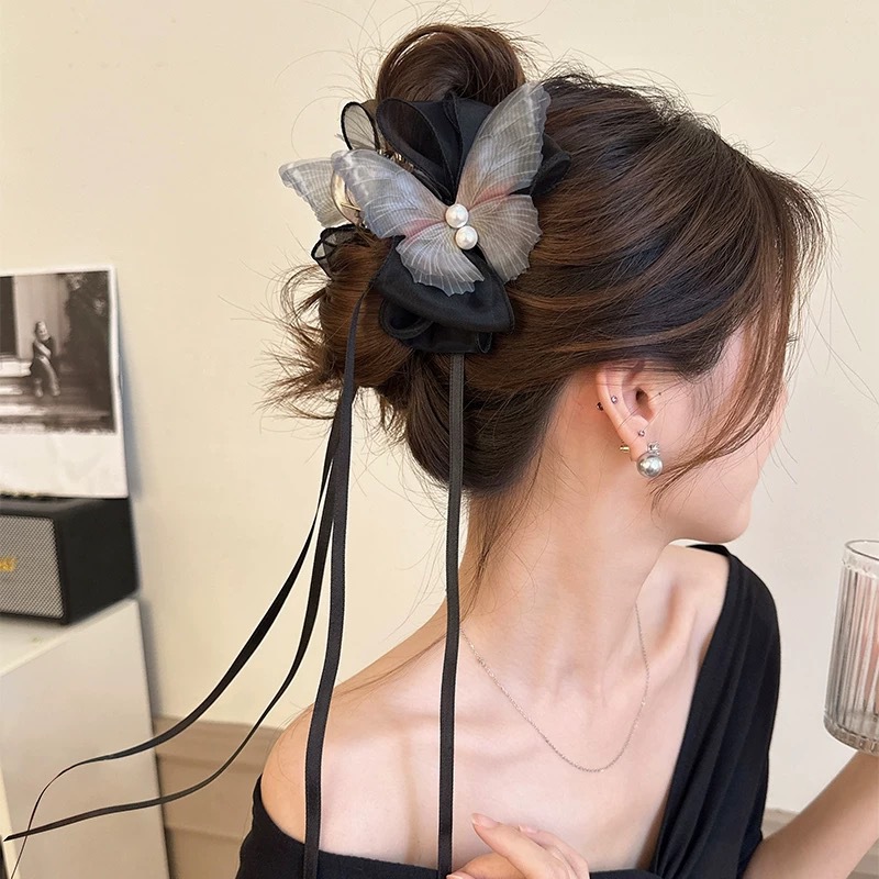 Satin large claw clip for women 2026 pleated back of head bun shark clip hair clip hair accessory