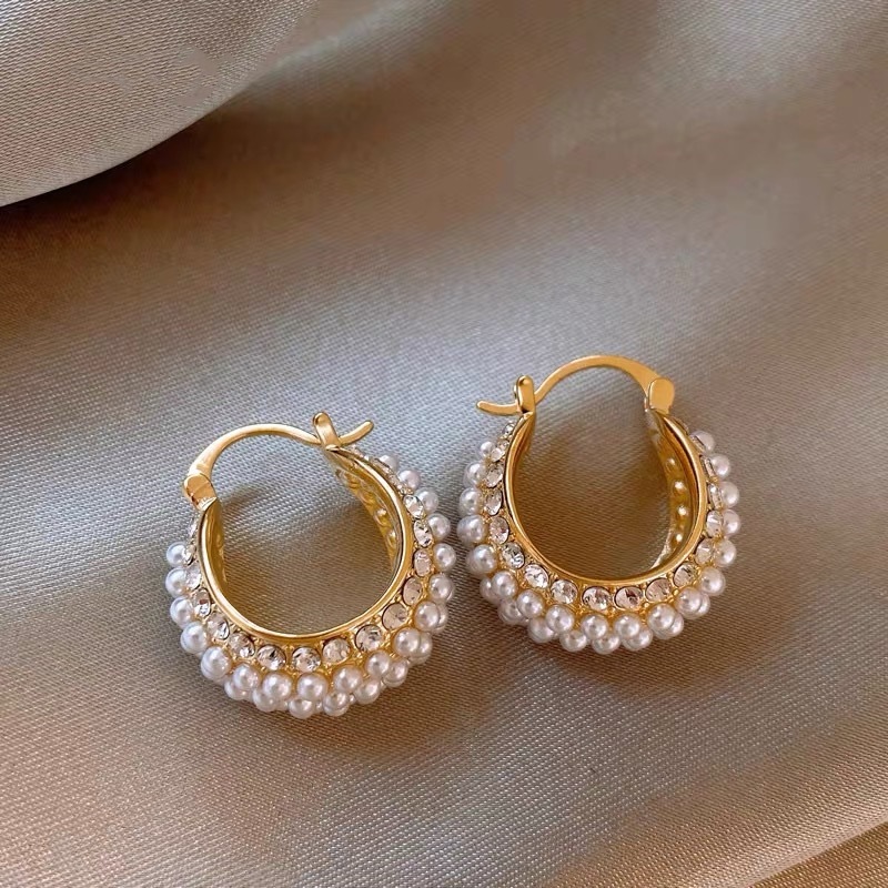 2023 New Pearl Diamond Inlaid Oval Pendant Earrings for Women, Celebrity Style Niche Earrings