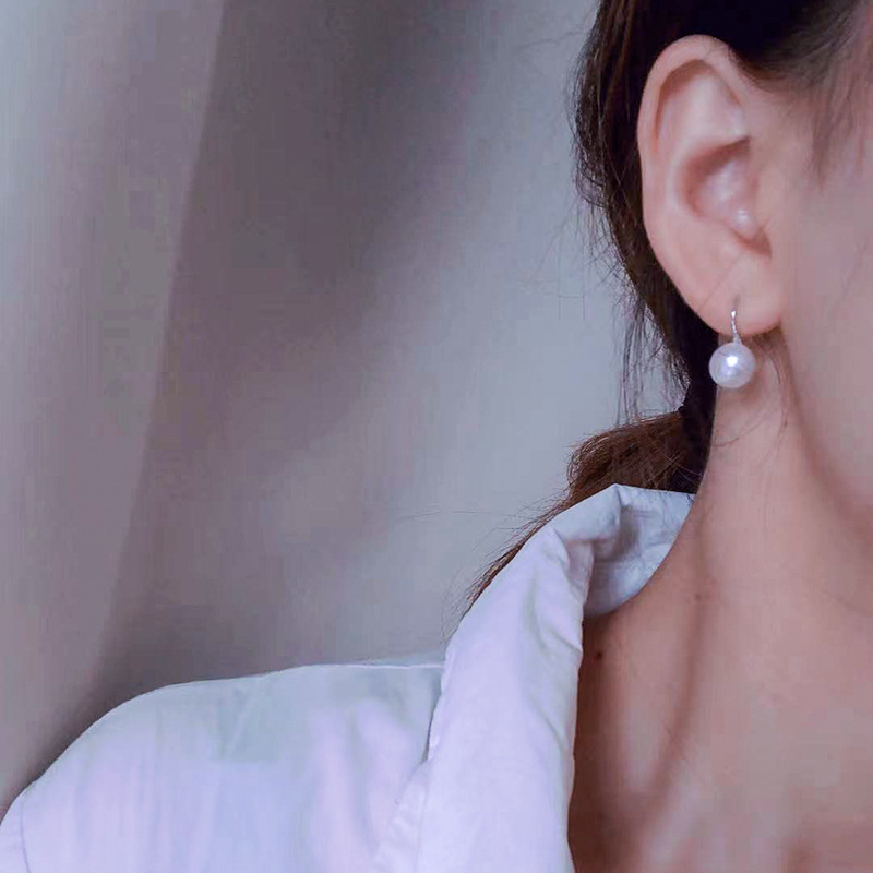S925 Sterling Silver Natural Freshwater Pearl Earrings Women Summer Niche Earrings High Heel Ear Hooks