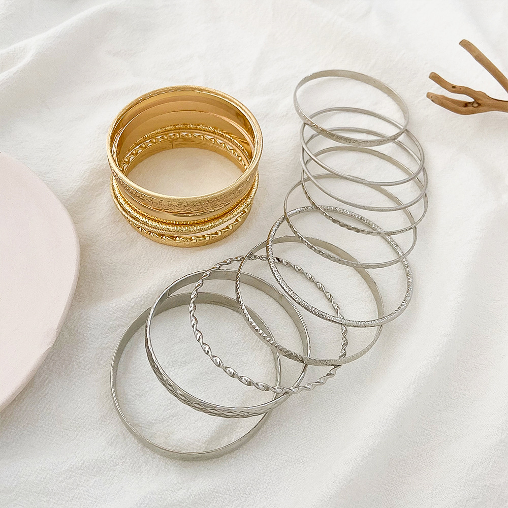 Ethnic Style Alloy Bracelet Wide Bangle Set Women Gold Smooth Bangle Bracelet Ten-Piece Set