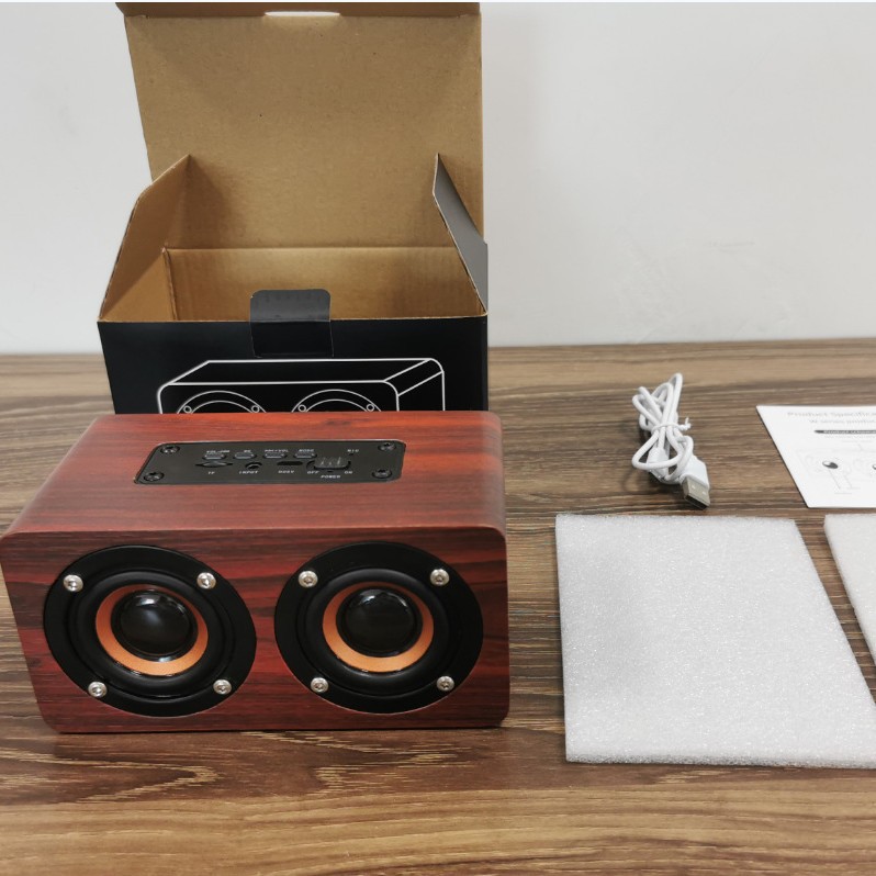 New wooden Bluetooth speaker multifunctional FM radio card speaker hands-free calling