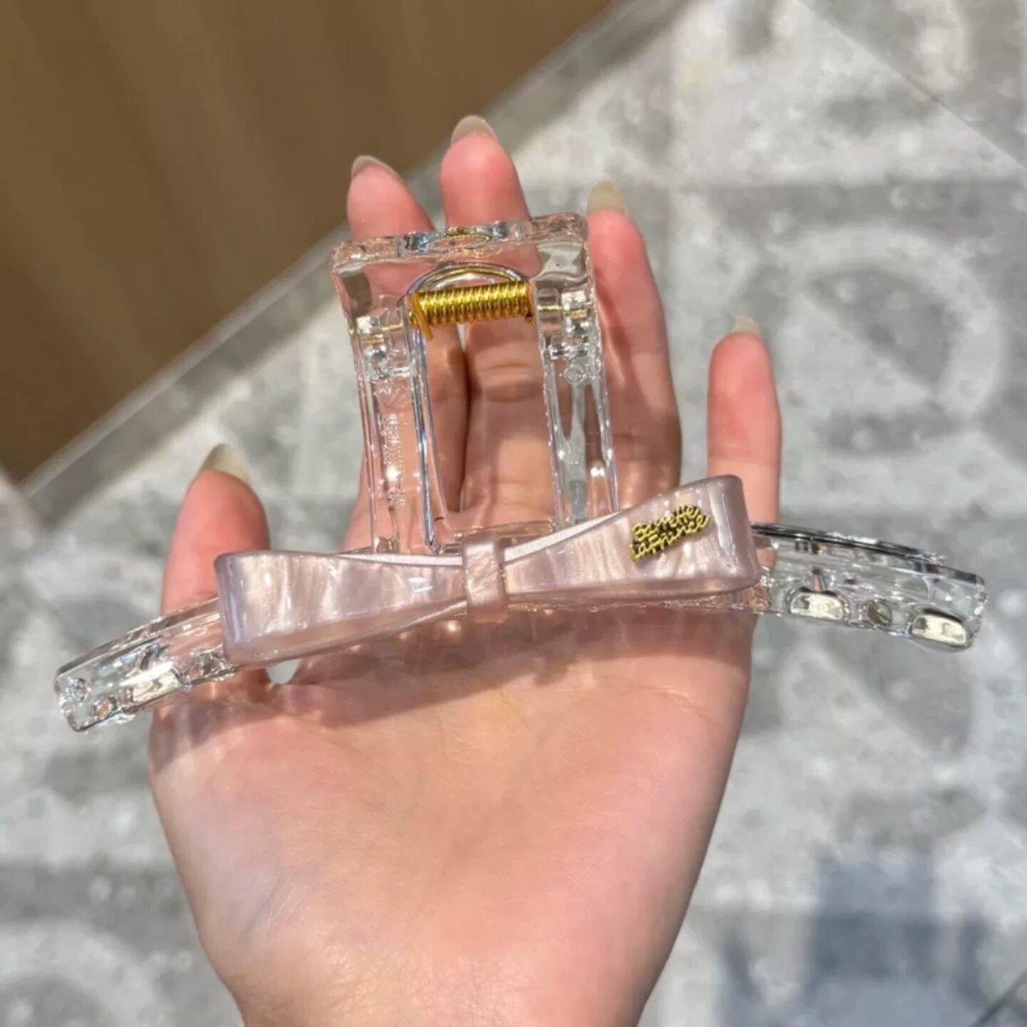 93#珠光粉蝴蝶结极简透明约13cm