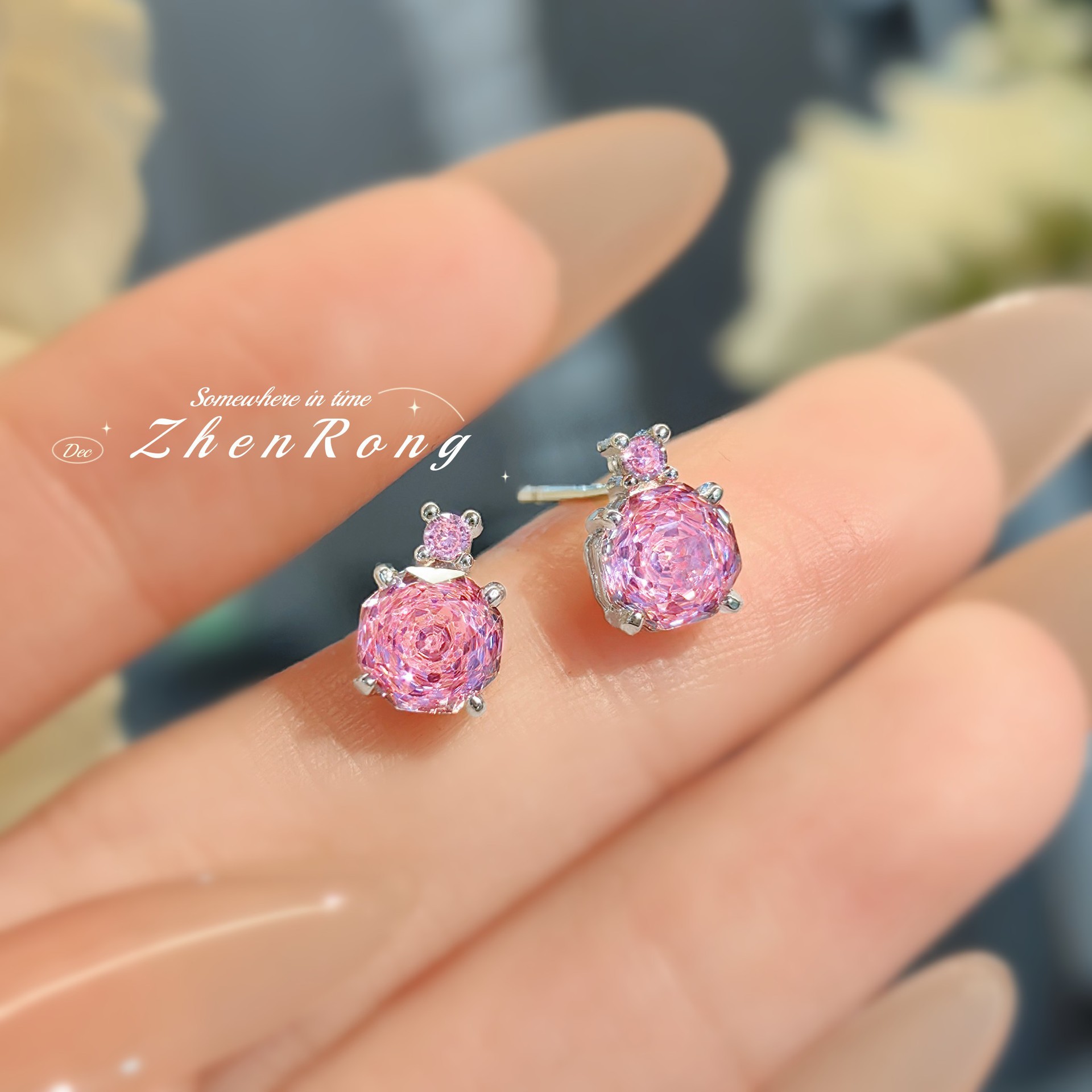 Octagonal millennium rose cut炫彩 necklace pendant inlaid with high carbon diamond Chinese red earrings color gem pink diamond ring women