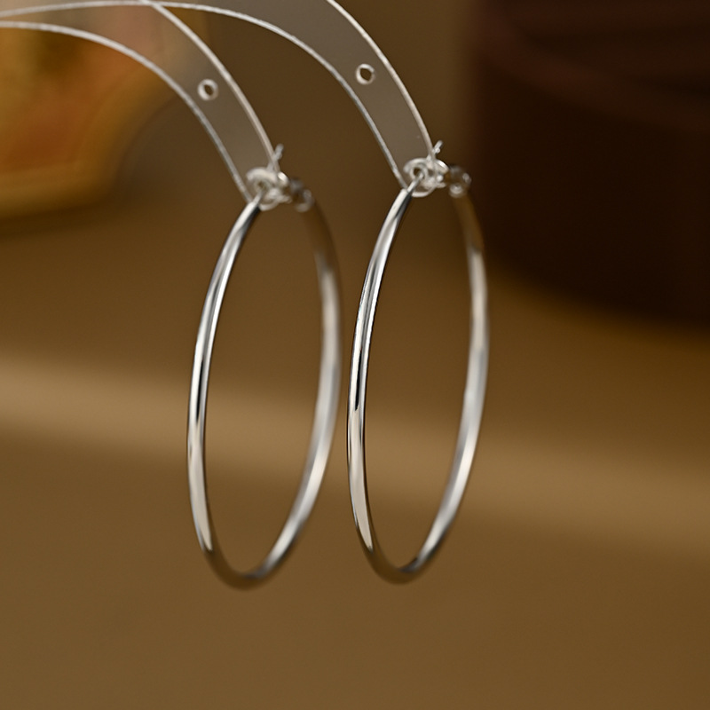 2025 new S925 silver needle exaggerated ear hoop simple smooth surface earrings ear studs