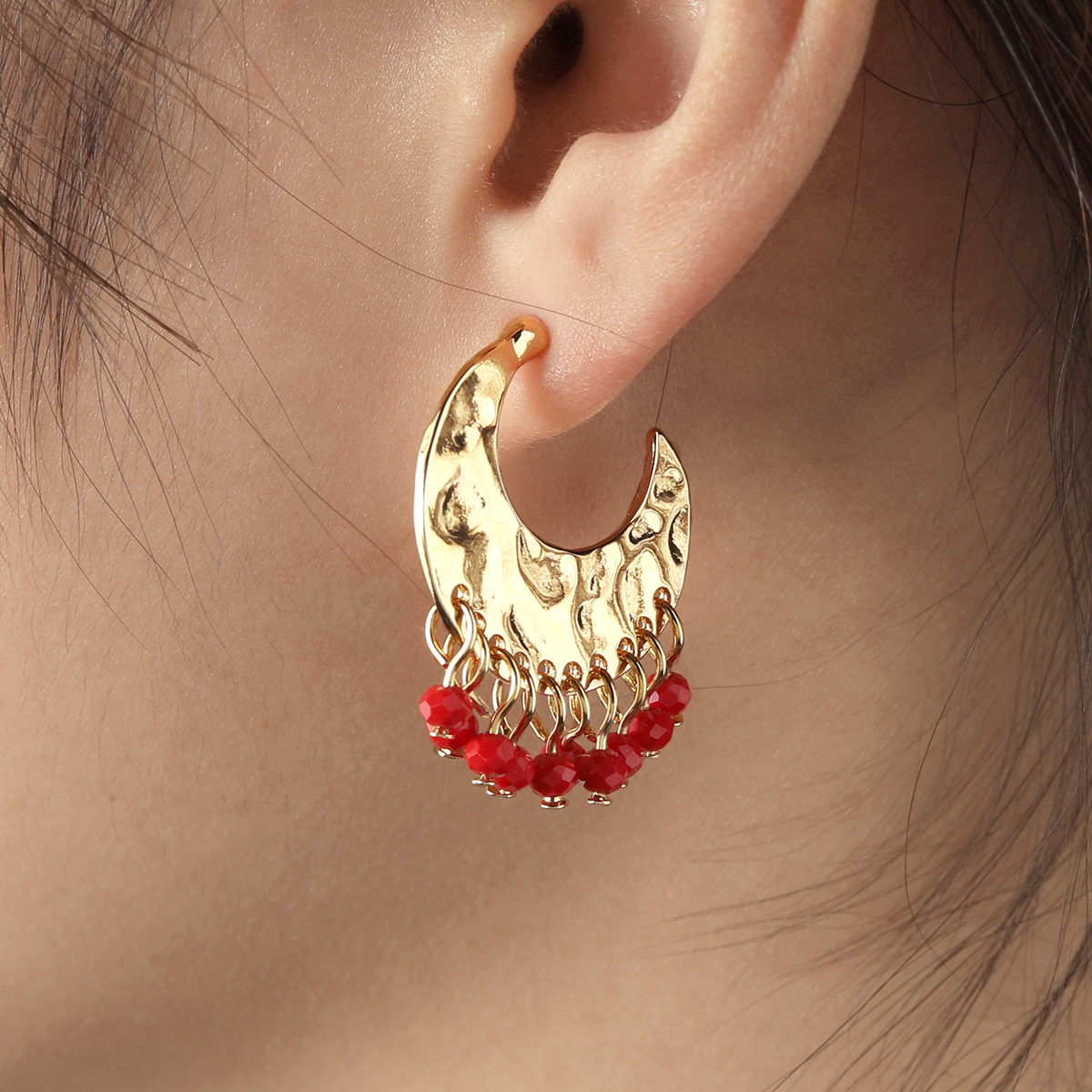 New Palace Style Electroplated Hammered Crystal Tassel Earrings for Women Niche