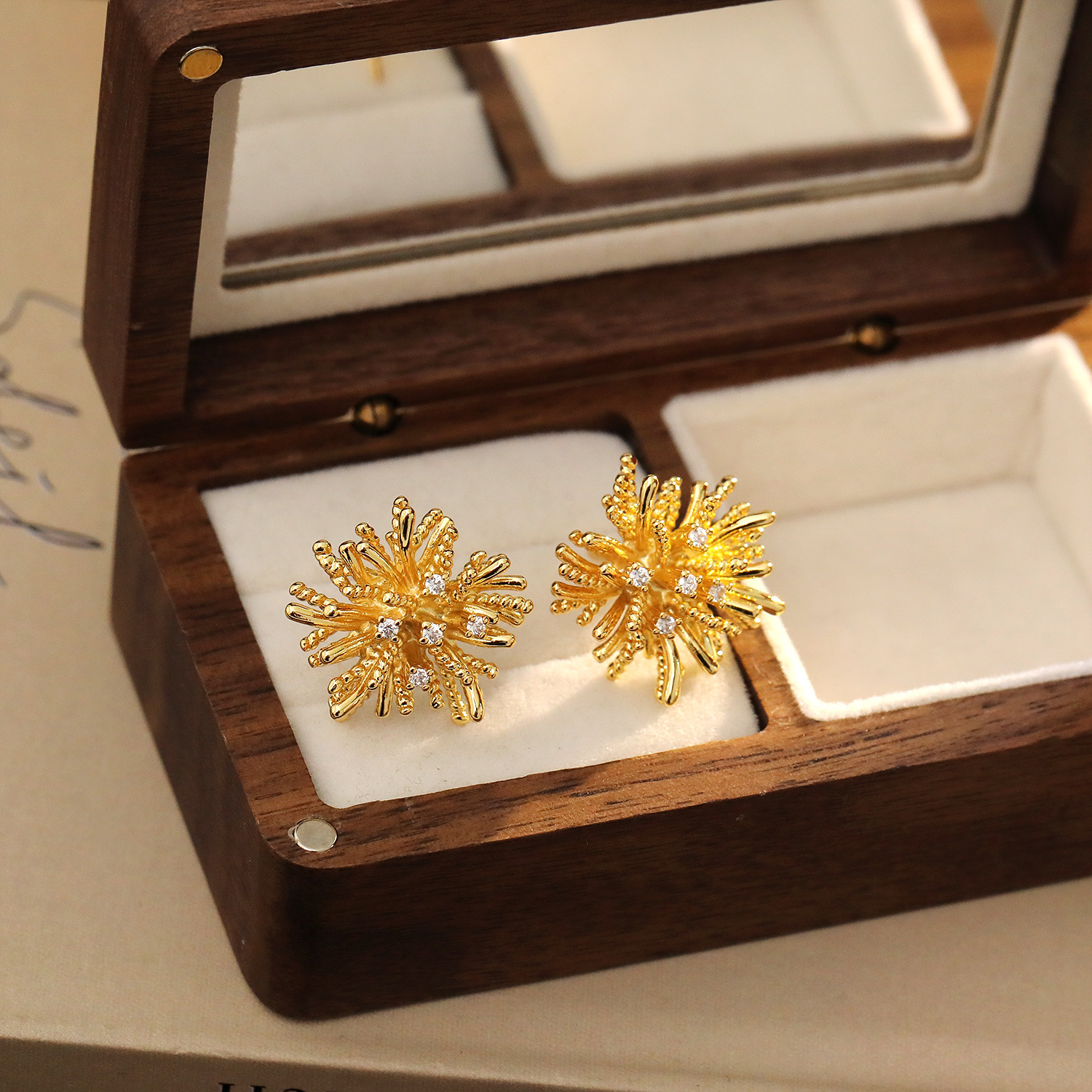 Exaggerated Dandelion Ear Studs Spring Summer Earrings Stunning Small Zircon Earrings