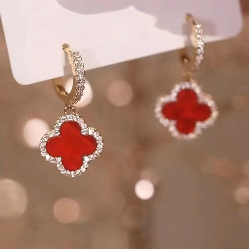 Four Leaf Clover Earrings for Women Small Fragrance Earrings 2022 New Copper Gold Plated Sparkling Zircon Earrings