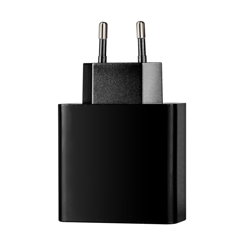 Three-Port USB Charger for Apple Huawei iPhone 15 Series Smart Digital Display Multi-Port Phone Charger