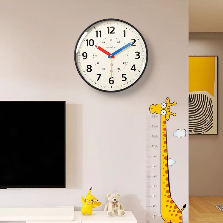 2026 New Living Room No-Drill Wall Clock, Simple Decorative Clock, Children's Bedroom Silent Clock