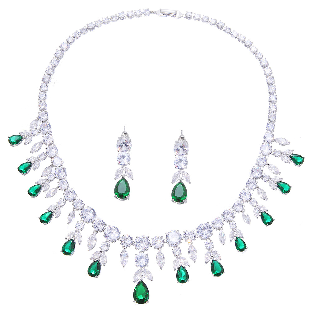 Exaggerated emerald zirconia earrings and necklace two-piece bridal set jewelry