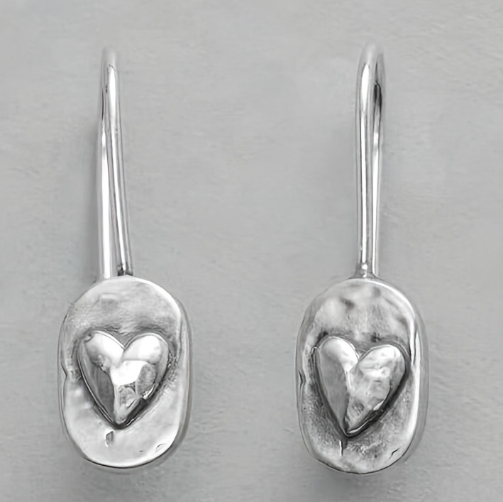 New Simple Style Oval Geometric Carved Heart Shape Women Earrings Ear Jewelry
