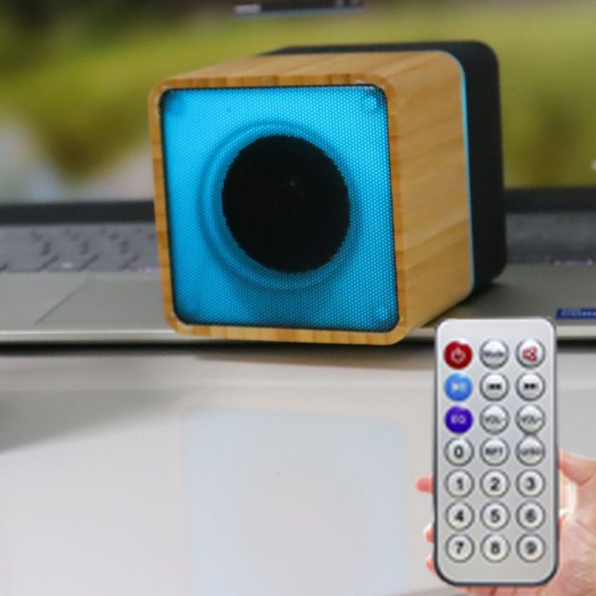 Private mold bamboo wood Bluetooth speaker digital point speaker with remote control loud volume colorful light card slot private mold gift audio