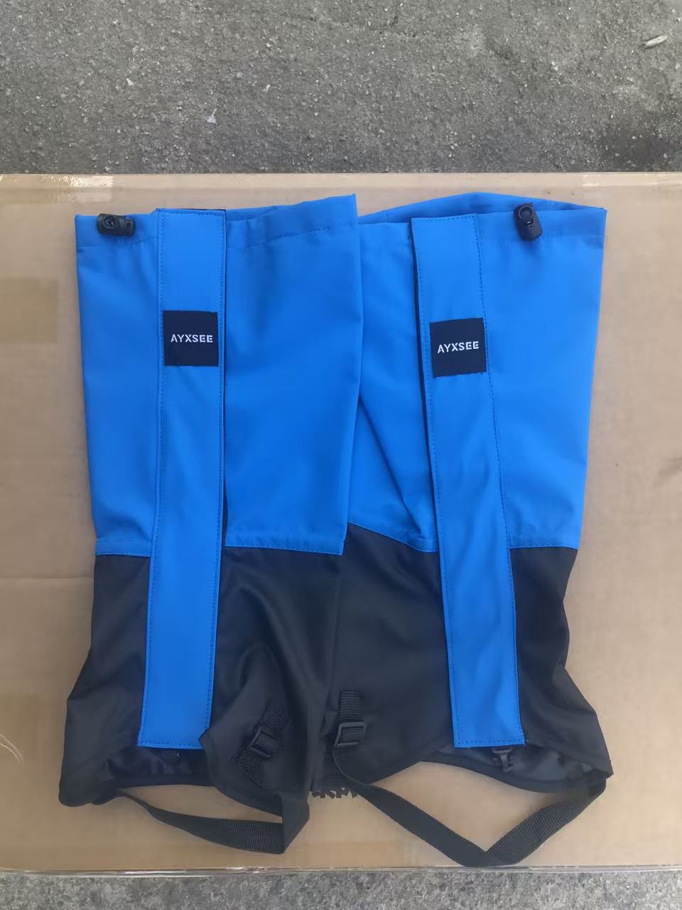 成人蓝色