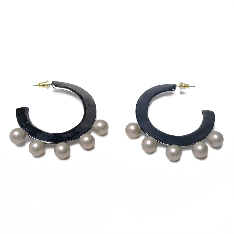 AB Ghost Half Circle Gray Pearl Goddess Style Elegant Ear Hoops
