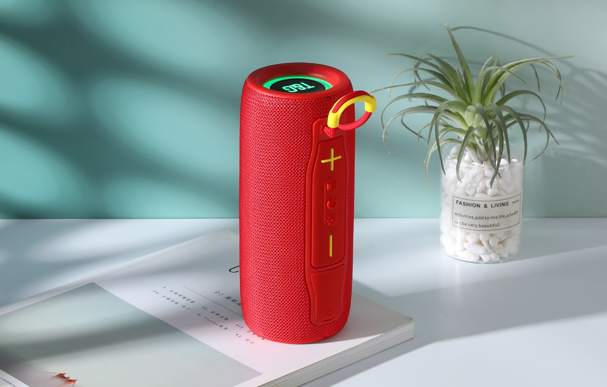 New TG682 Wireless Bluetooth Speaker TWS Tandem Outdoor Desktop Computer Subwoofer Card Slot Audio Gift