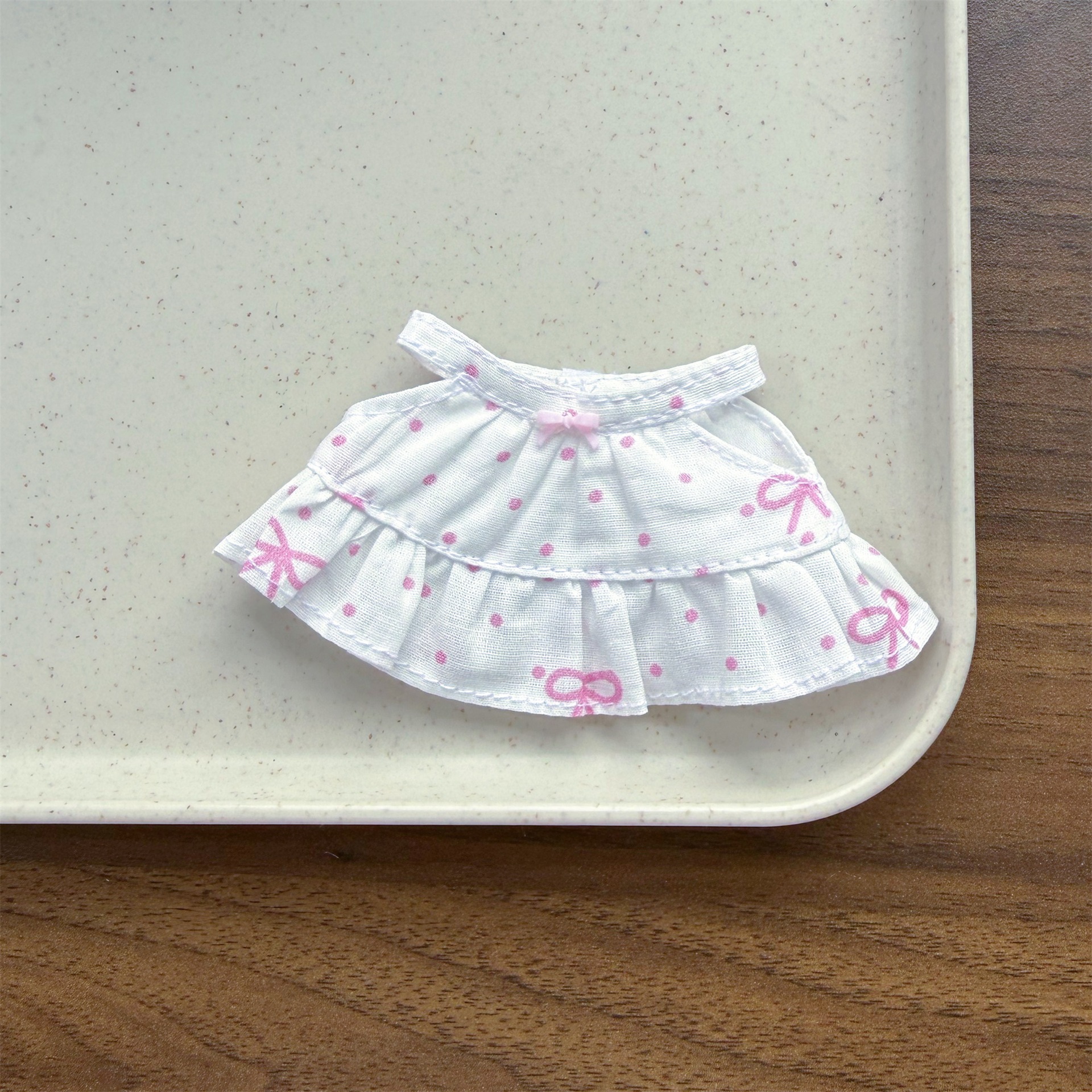 13cm Hello Kitty skirt labubu crying baby pleated ruffled dress 10cm doll clothes accessories