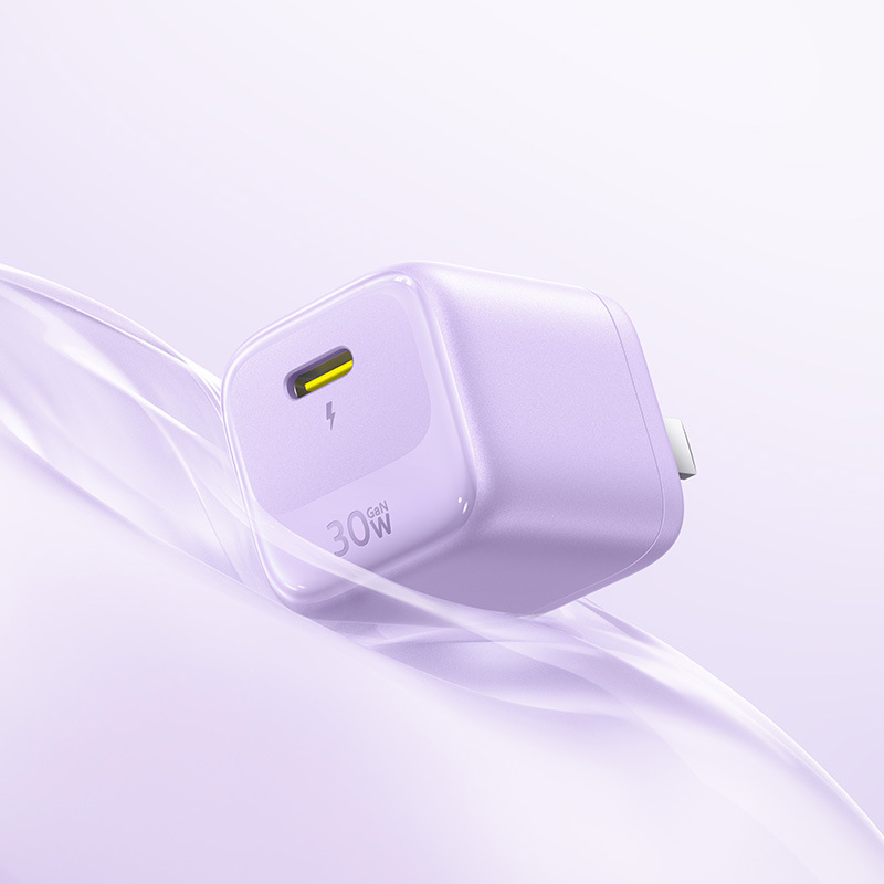 Baseus 45W GaN charger for Apple 17 iPhone 16 Pro phone PD fast charging head