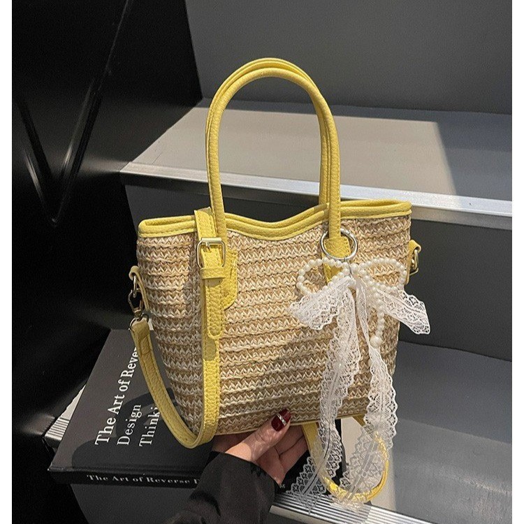 Popular Large-Capacity Straw Woven Bucket Bag for Women 2025 New Beach Vacation Commute Single-Shoulder Crossbody Bag