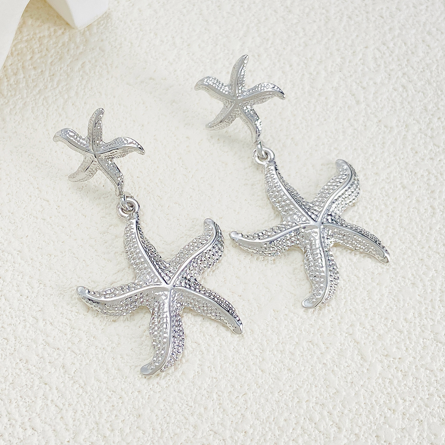 Exaggerated beach style alloy conch earrings for women, marine animal earring accessories