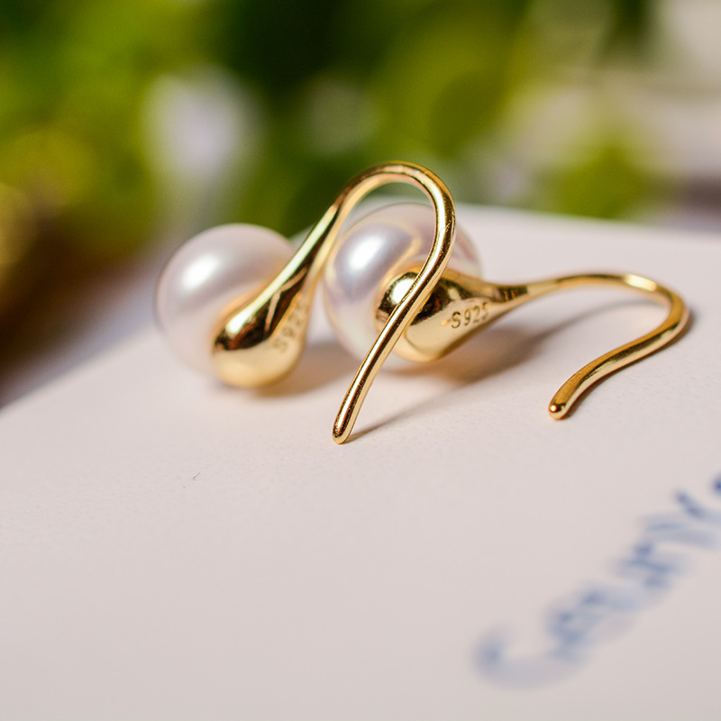 S925 Sterling Silver Natural Freshwater Pearl Earrings Women Summer Niche Earrings High Heel Ear Hooks