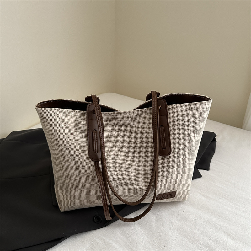 Large capacity canvas bag women 2026 autumn new simple single shoulder bag handbag tote bag