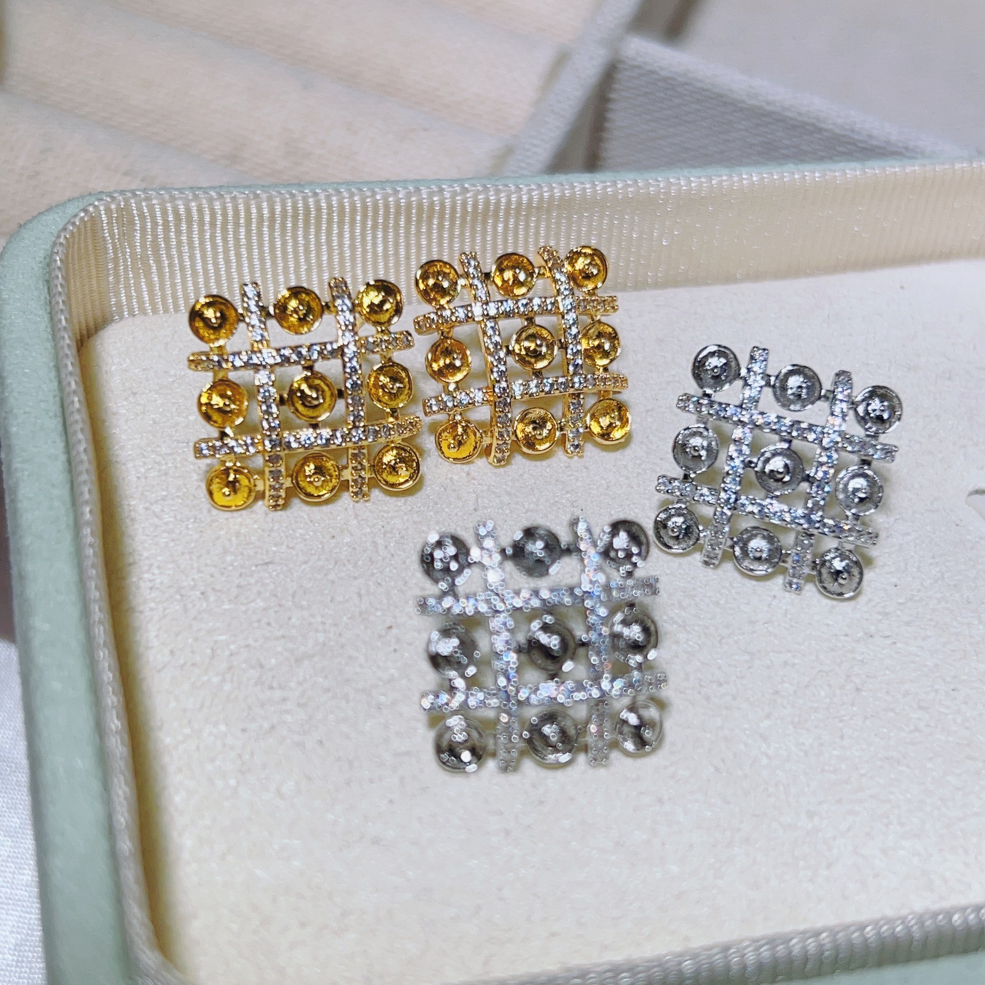 金色托（不含珠） · P1525九宫格（4mm）