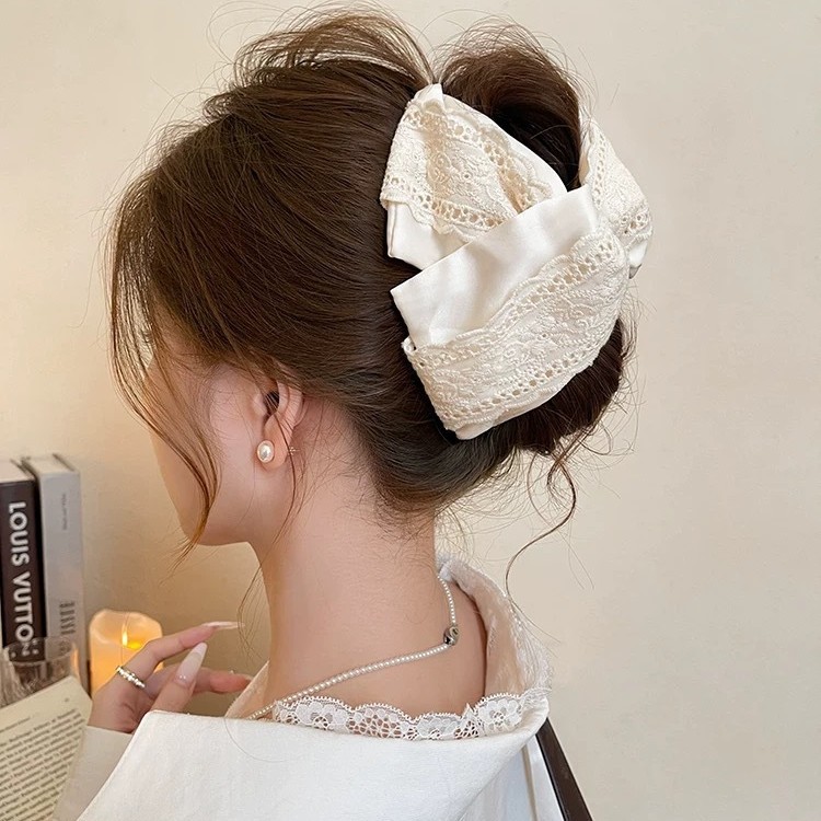 Summer new lace triangle claw clip large hair clip for women full back of head bun shark clip hair accessory