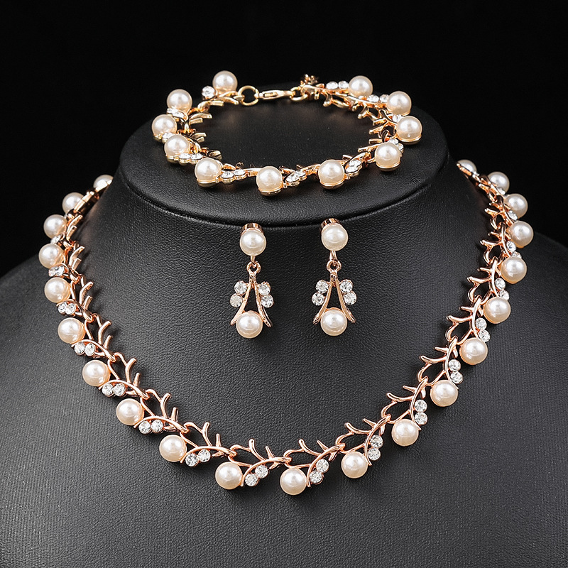 Pearl Necklace Earring Set Bride Dress Accessories Fresh Alloy Electroplated Three-Piece