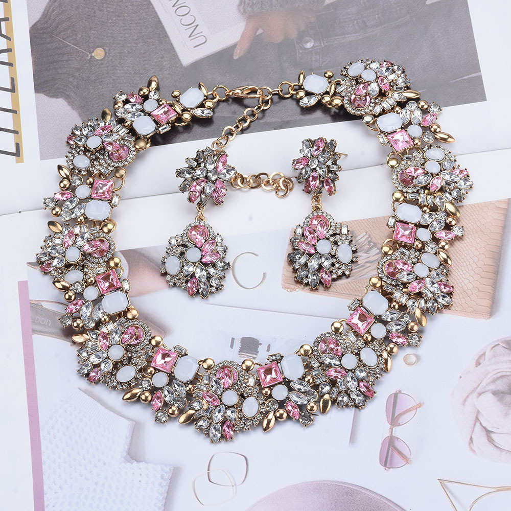Green sweet collar women's necklace earring set