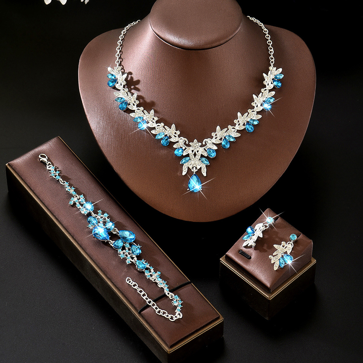 Exquisite Jewelry Set Teardrop Pendant Necklace Earrings Bracelet Three-Piece Wedding Dress Accessories