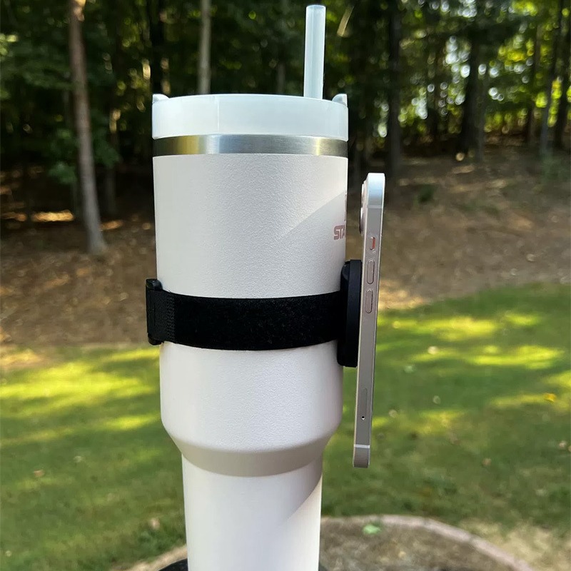 Outdoor Portable MagSafe Strap-Type Magnetic Water Cup Holder for Apple Android Phone