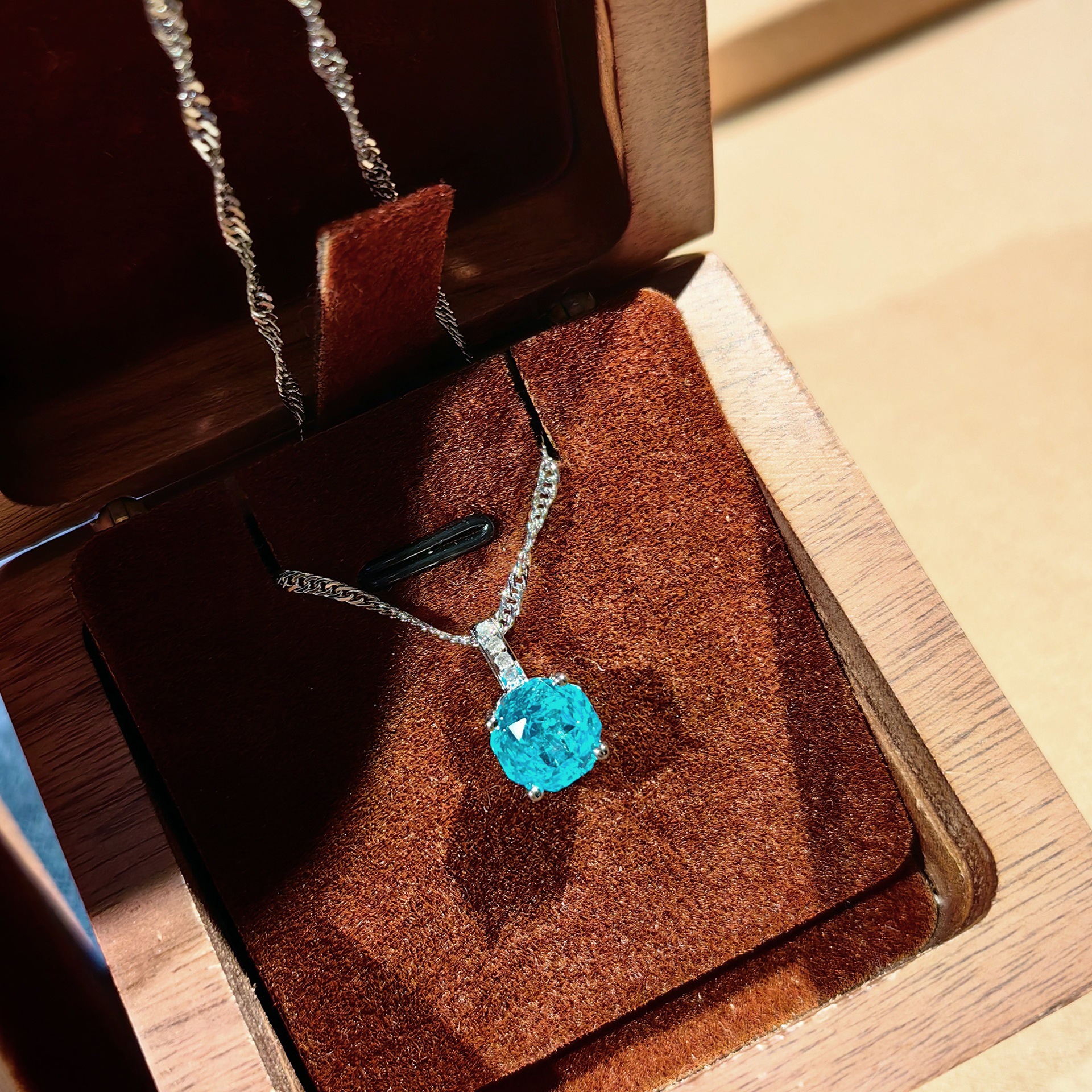Octagonal millennium rose cut Paraiba necklace pendant inlaid high carbon diamond炫彩 diamond earrings yellow diamond ring women